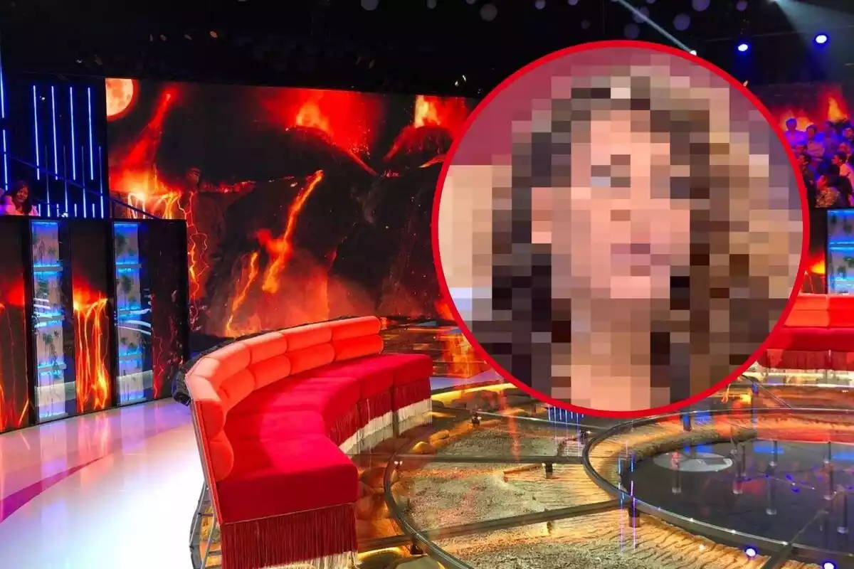 Montaje de fotos de la cara pixelada de una famosa de Telecinco y un plató