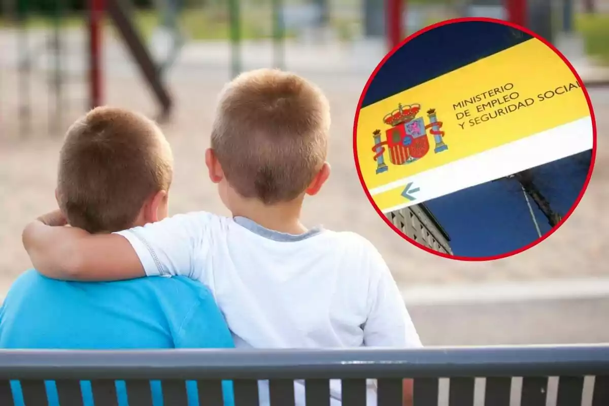 Dos niños sentados en un banco abrazándose con un recuadro que muestra un cartel del Ministerio de Empleo y Seguridad Social de España.