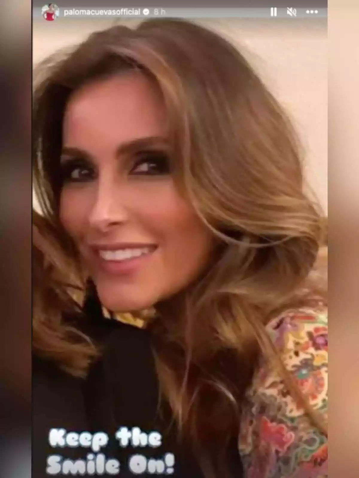 The story of Paloma Cuevas posing, smiling, and winking at Luis Miguel